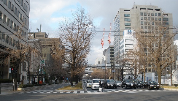 御堂筋・本町と心斎橋の間