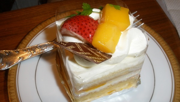 フルーツケーキ