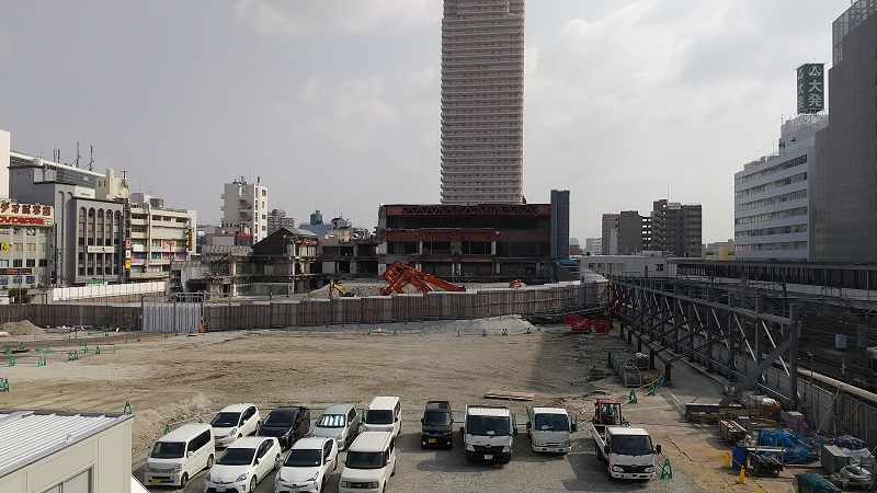 京橋駅前